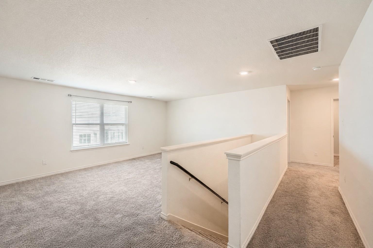 14513 Prairie Sod Ln, Elgin, TX 78621