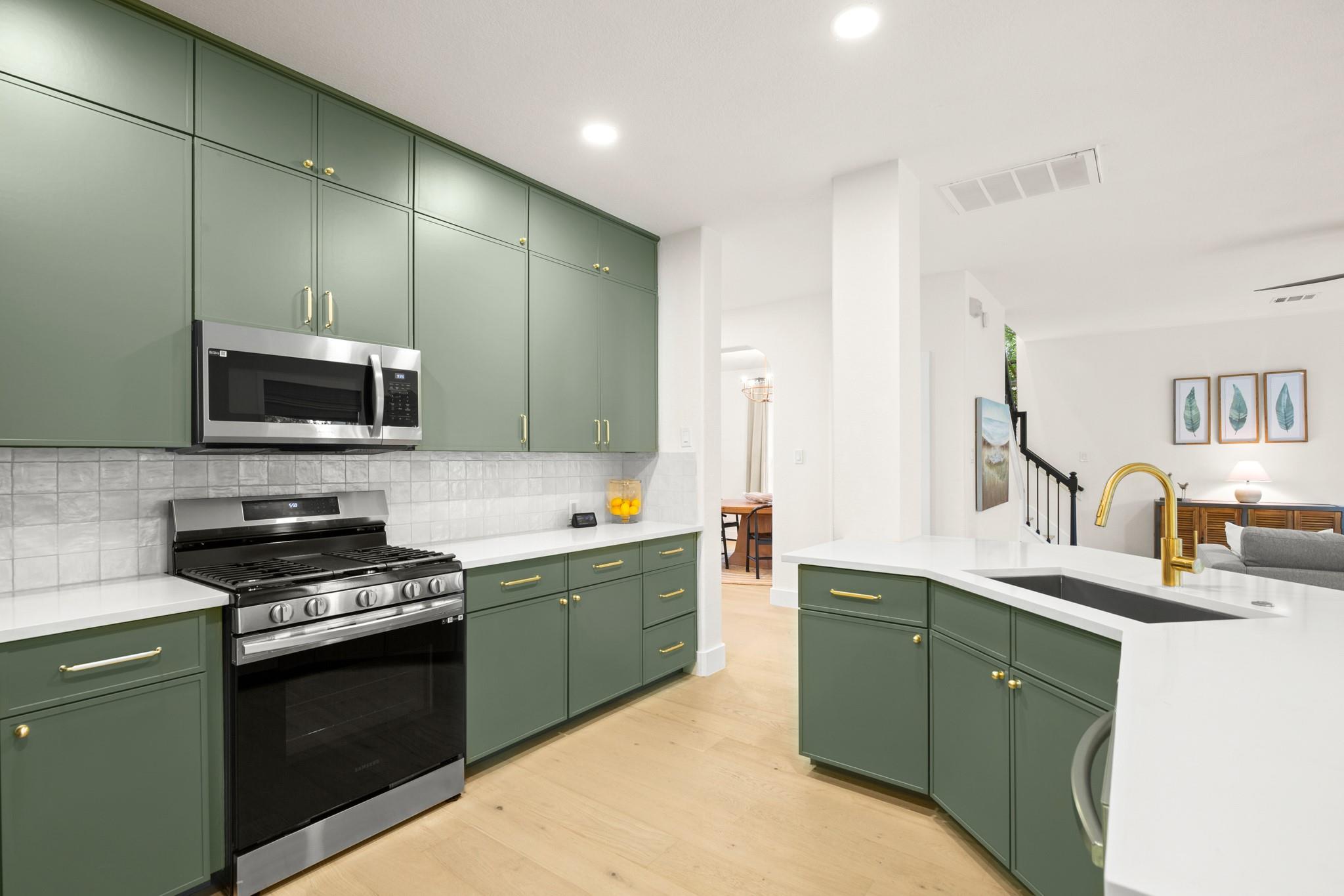 12802 Bivins Ct, Austin, TX 78732