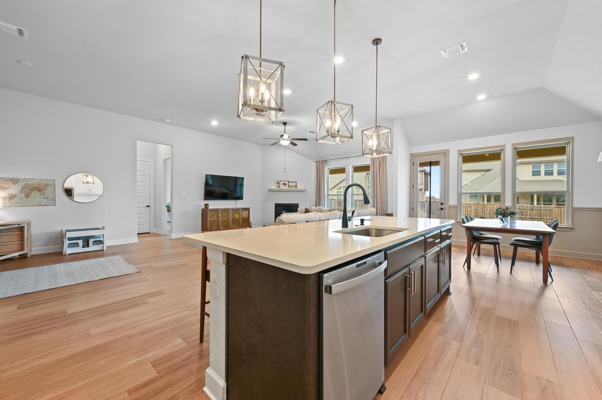 308 Allegheny Way, Kyle, TX 78640