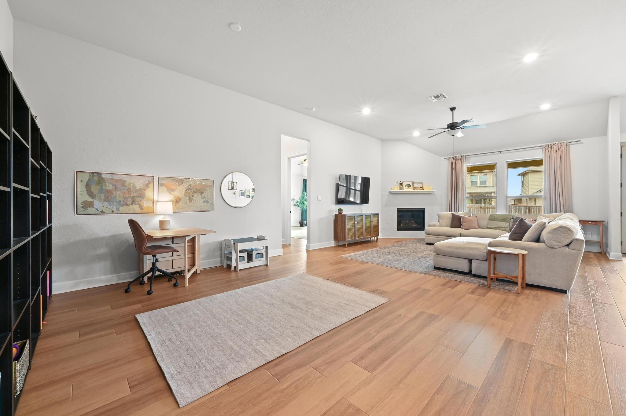 308 Allegheny Way, Kyle, TX 78640