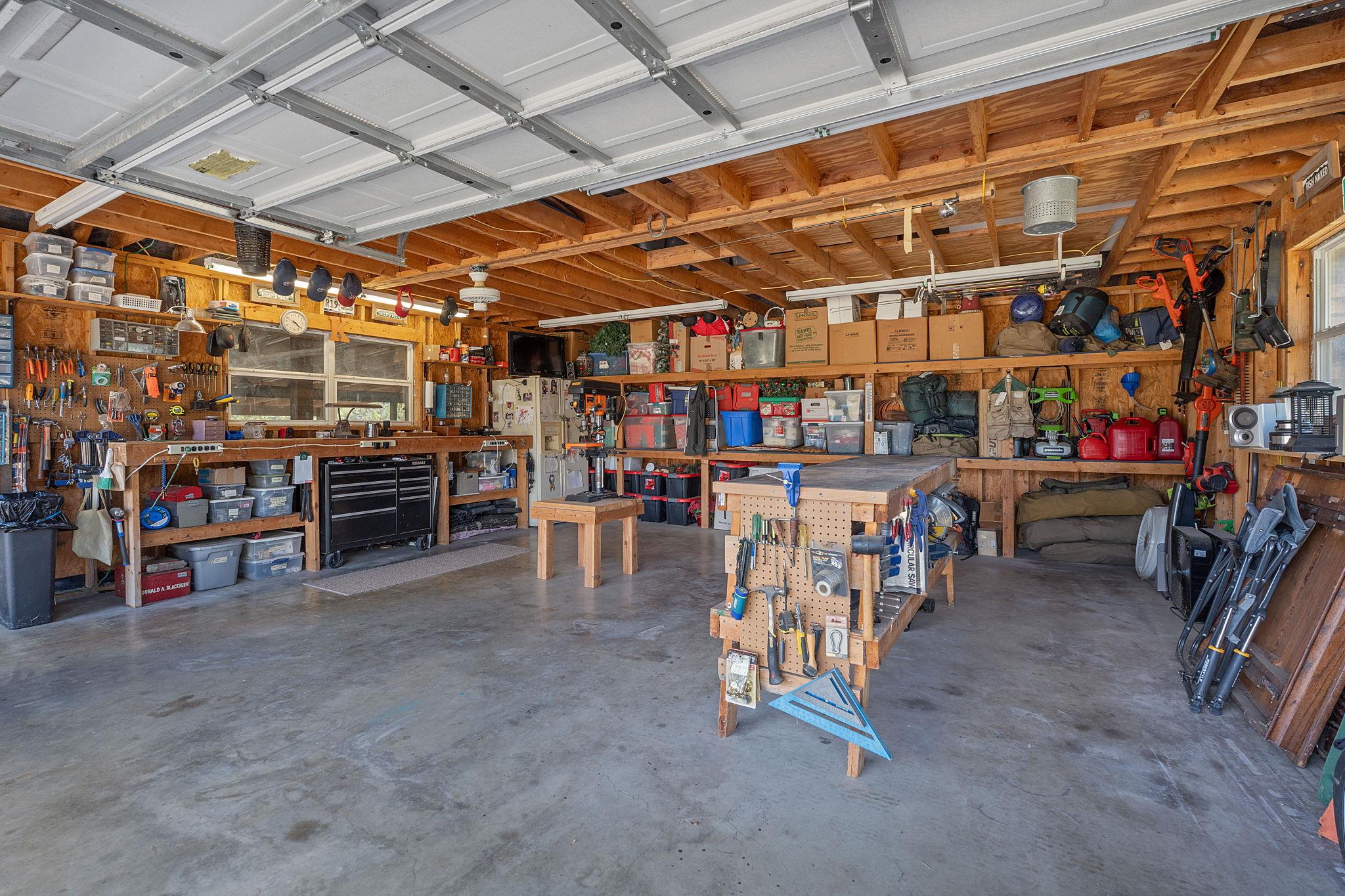 1206 Long Mdw, Salado, TX 76571