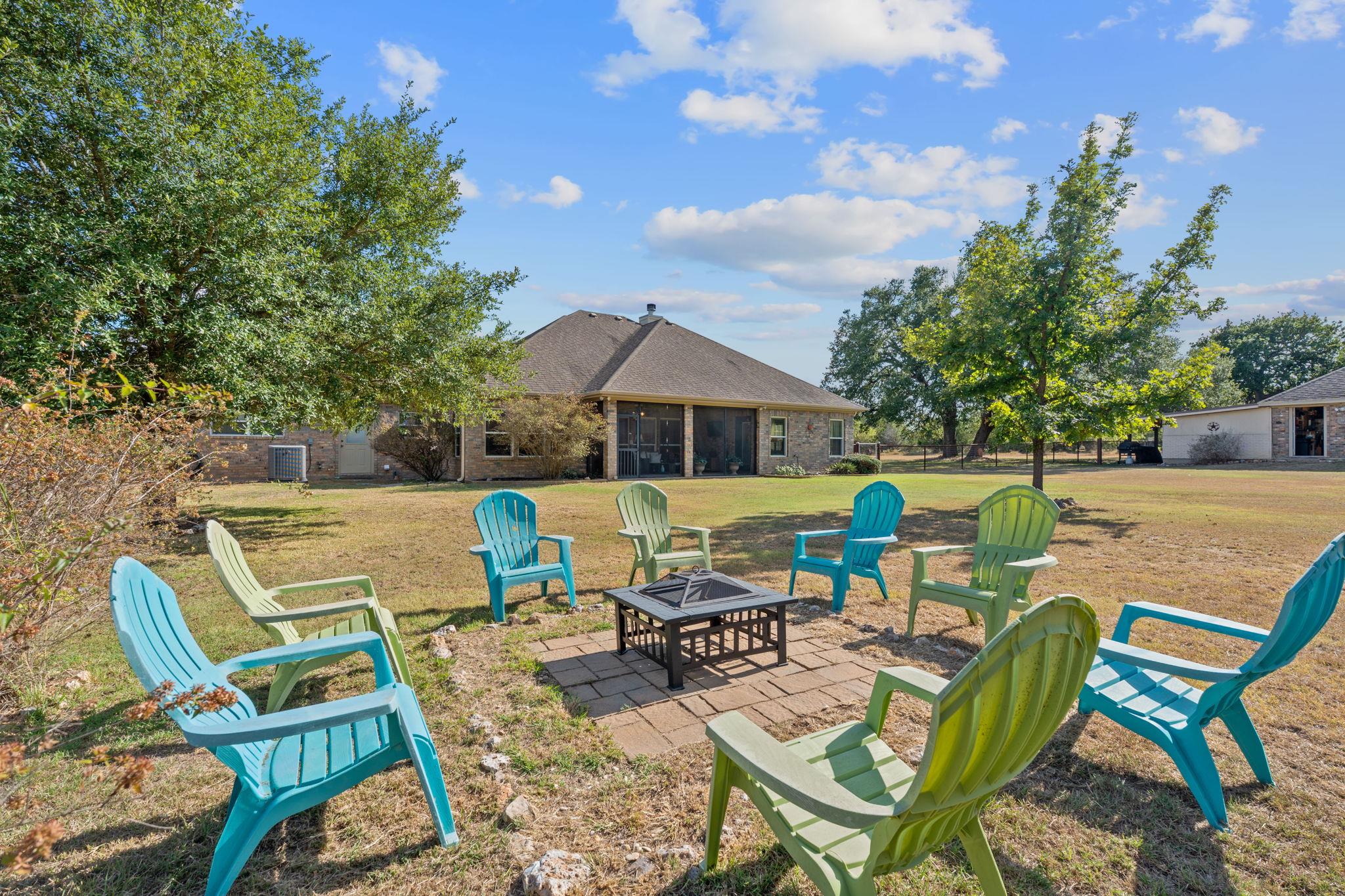 1206 Long Mdw, Salado, TX 76571