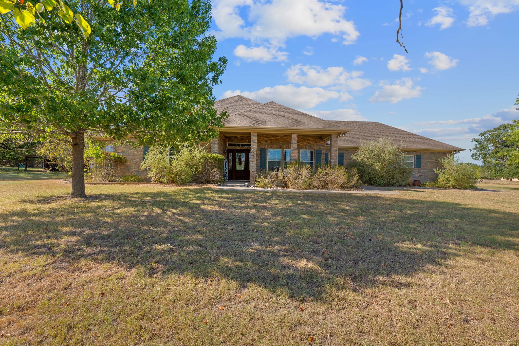 1206 Long Mdw, Salado, TX 76571