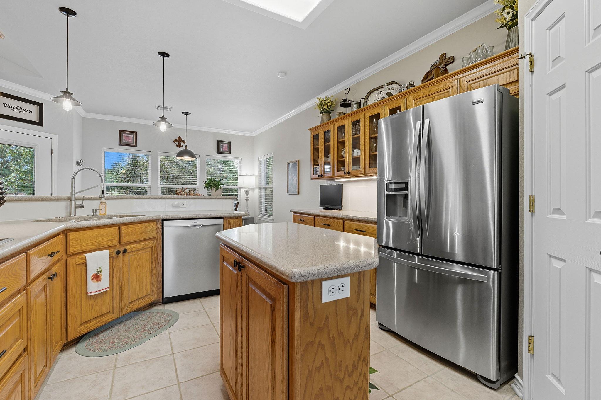 1206 Long Mdw, Salado, TX 76571