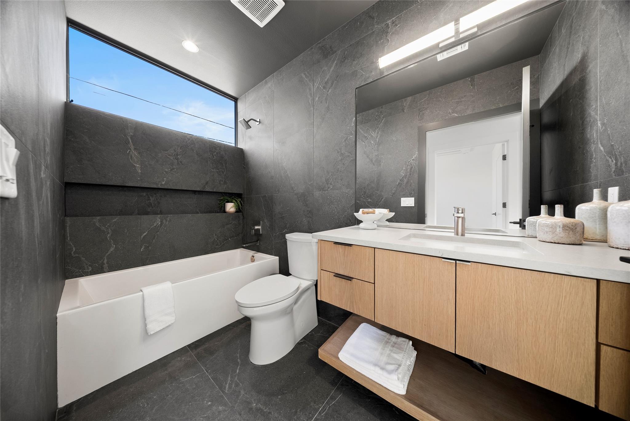 44 Chicon St # 1, Austin, TX 78702