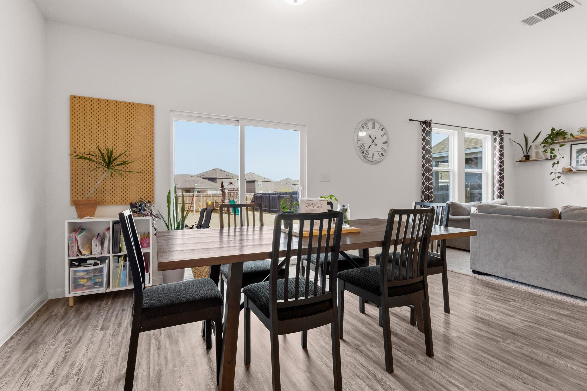 212 Wonderful Life Way, Jarrell, TX 76537