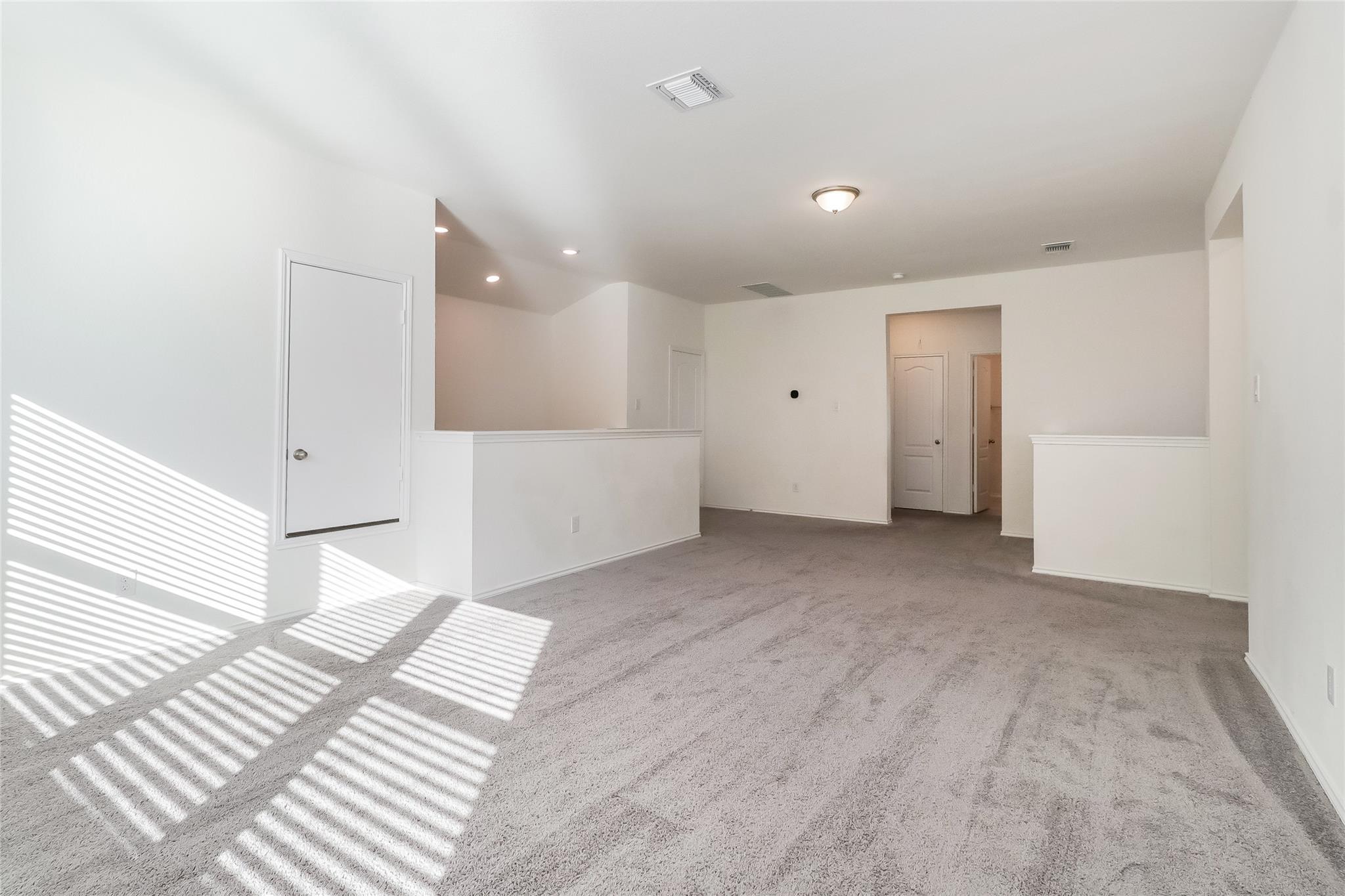 1621 Stinnett Dr, Leander, TX 78641