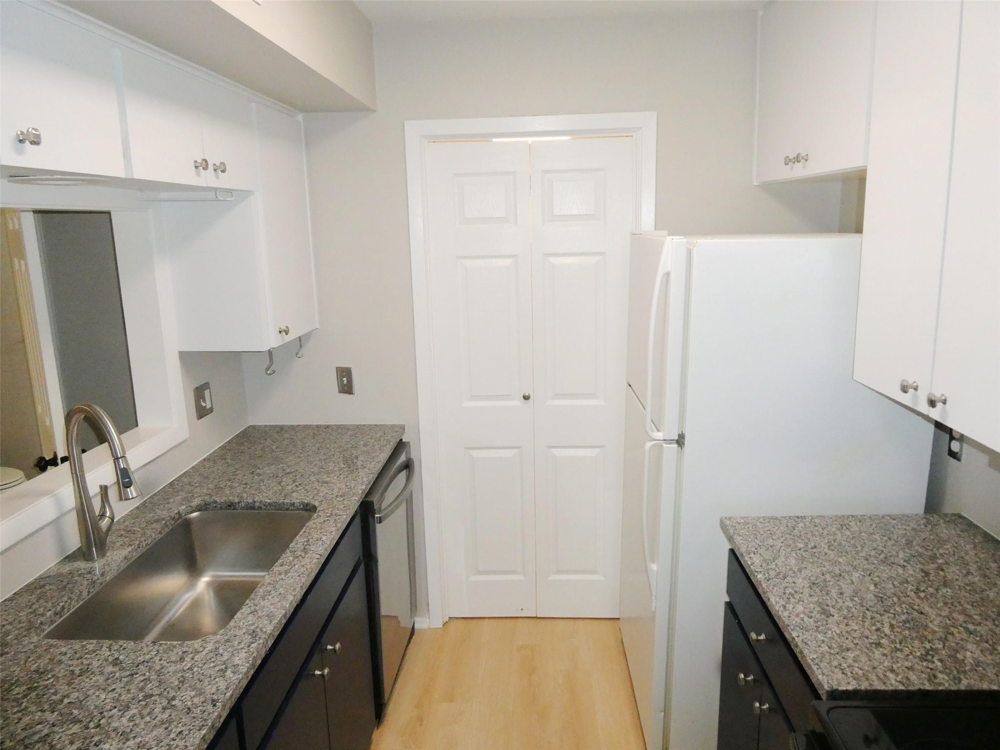 6718 SILVERMINE Dr # 103, Austin, TX 78736