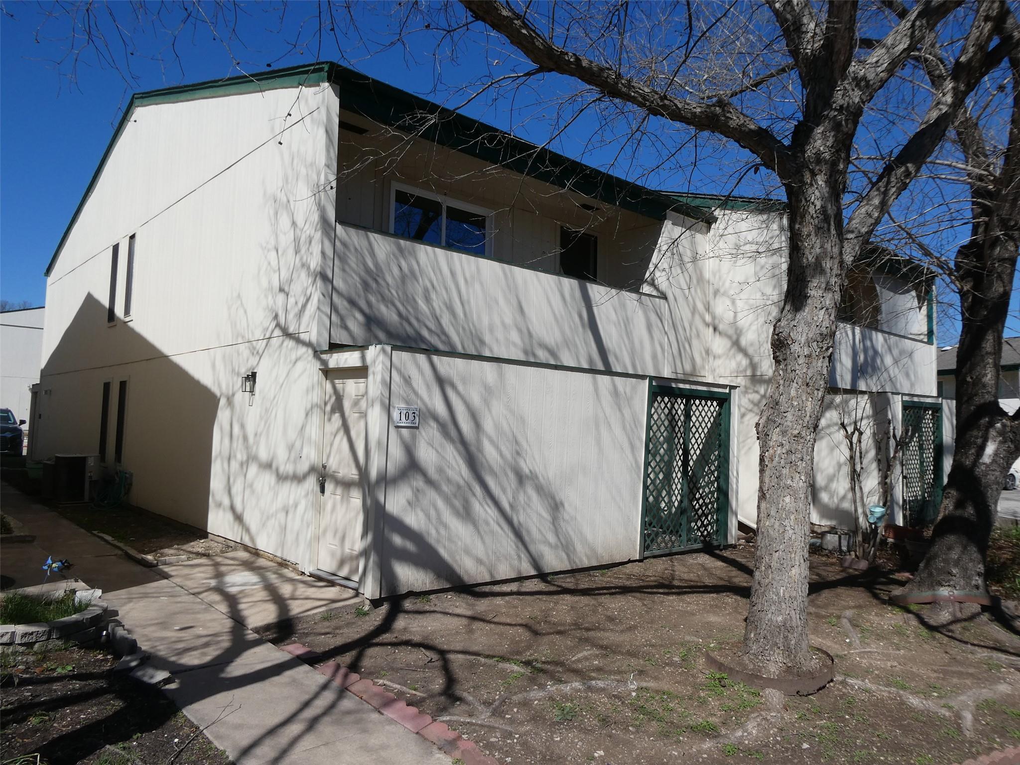 6718 SILVERMINE Dr # 103, Austin, TX 78736