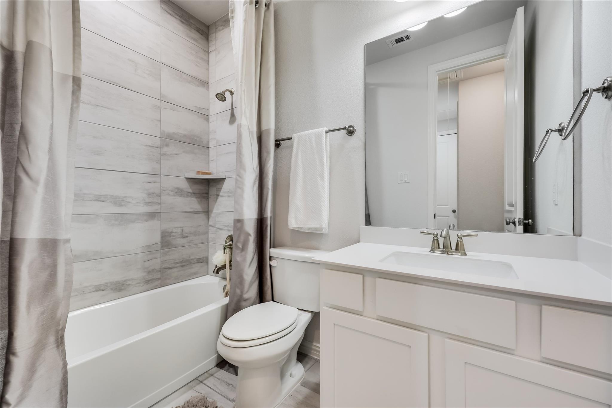 7705 Pace Ravine Dr, Lago Vista, TX 78645