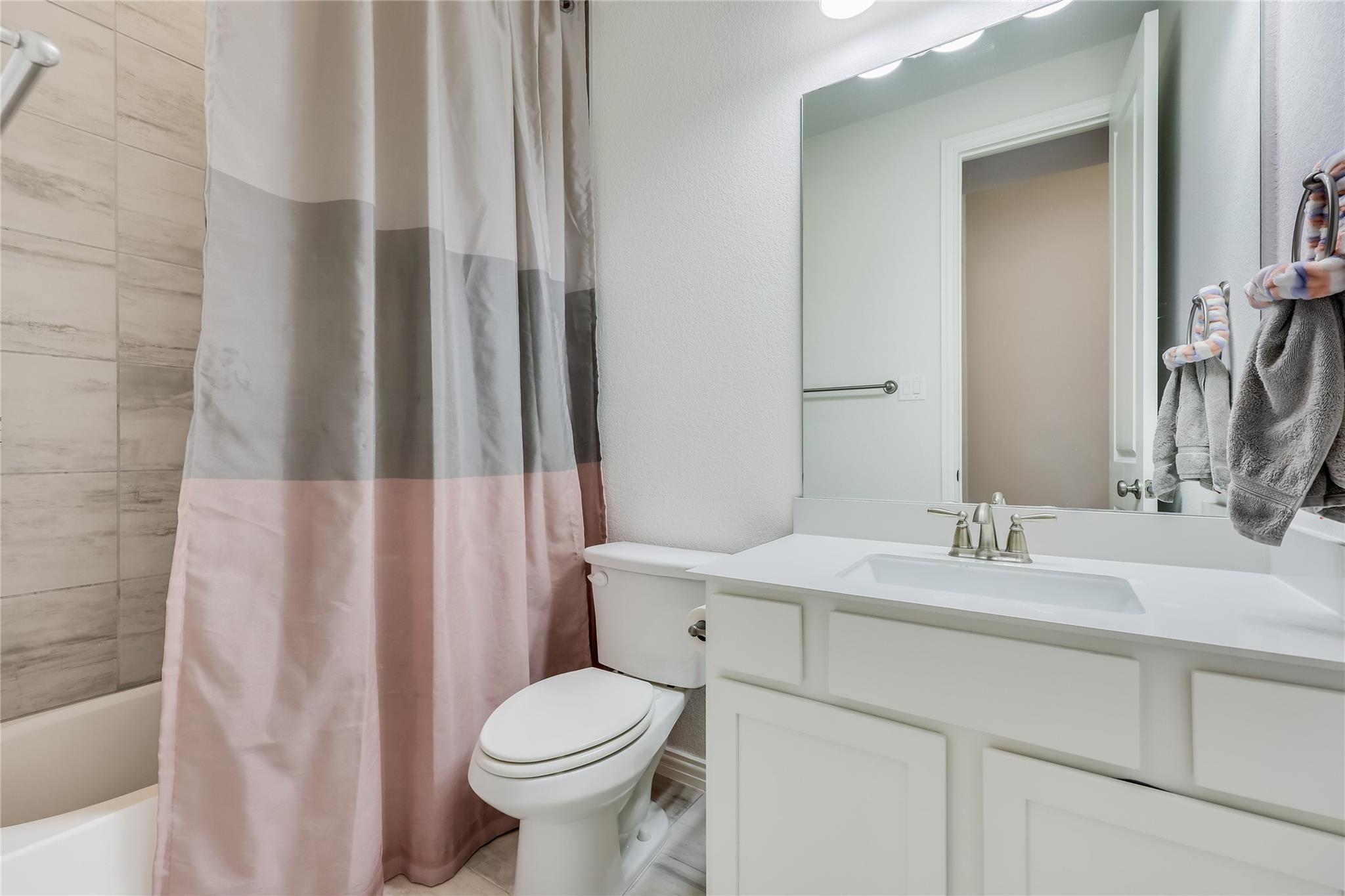 7705 Pace Ravine Dr, Lago Vista, TX 78645