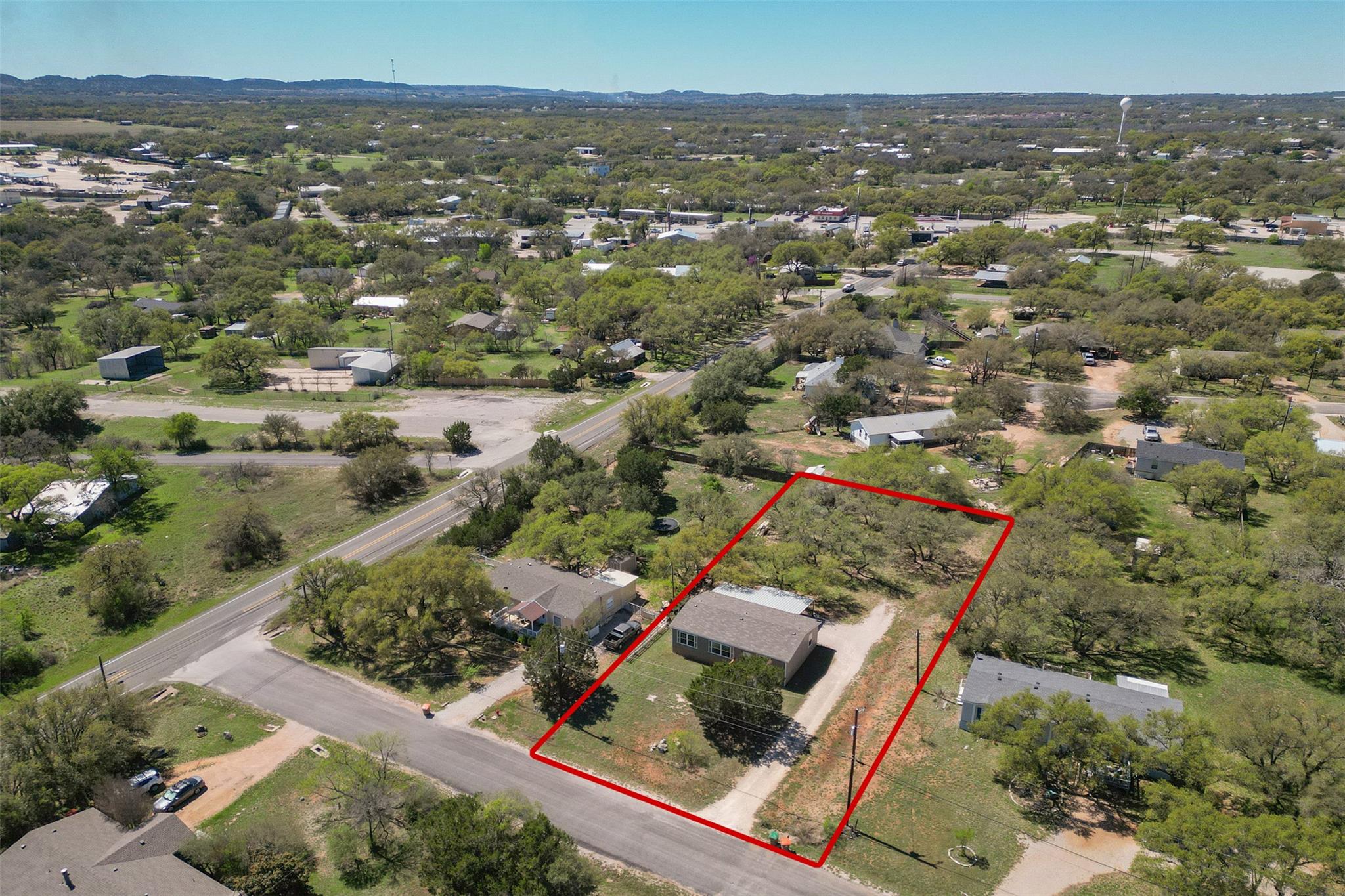 103 Spring View Dr, Johnson City, TX 78636