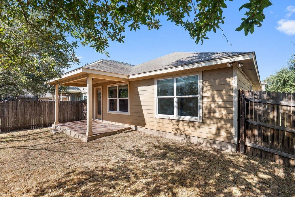1601 Waxberry Ln, Austin, TX 78748