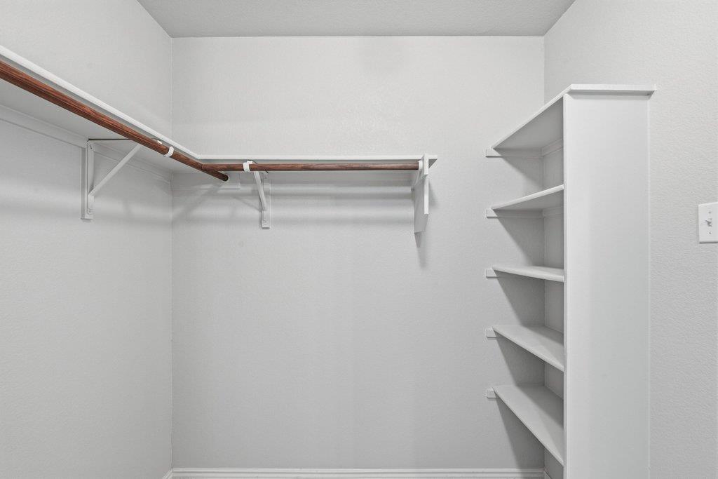 1601 Waxberry Ln, Austin, TX 78748