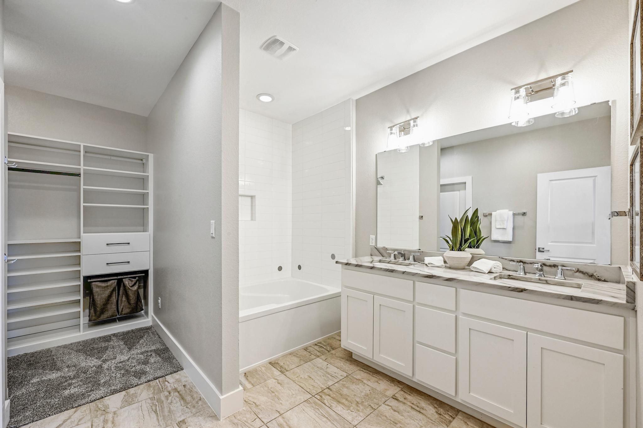 105 Willow Hill Dr, Georgetown, TX 78633