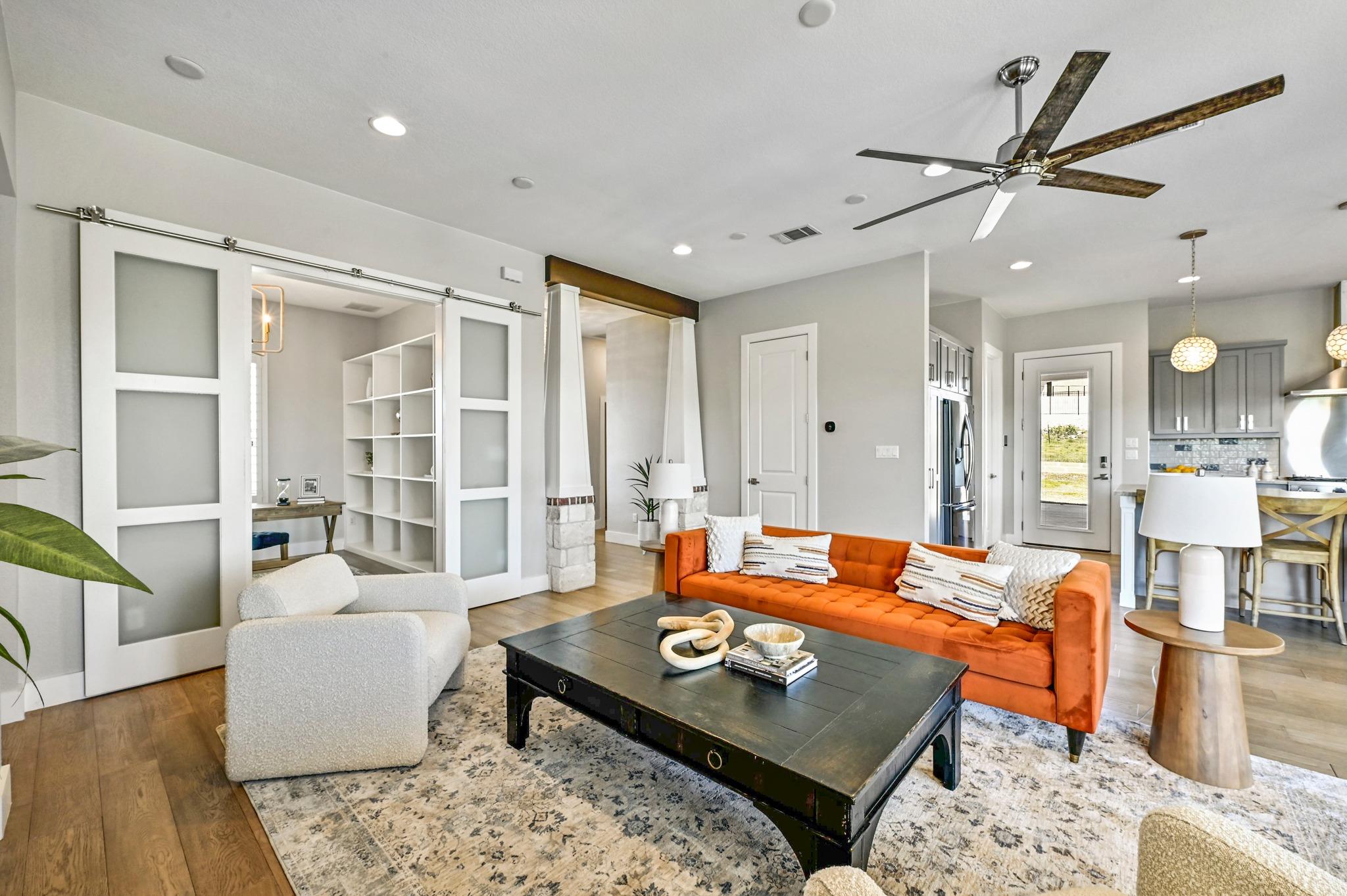 105 Willow Hill Dr, Georgetown, TX 78633