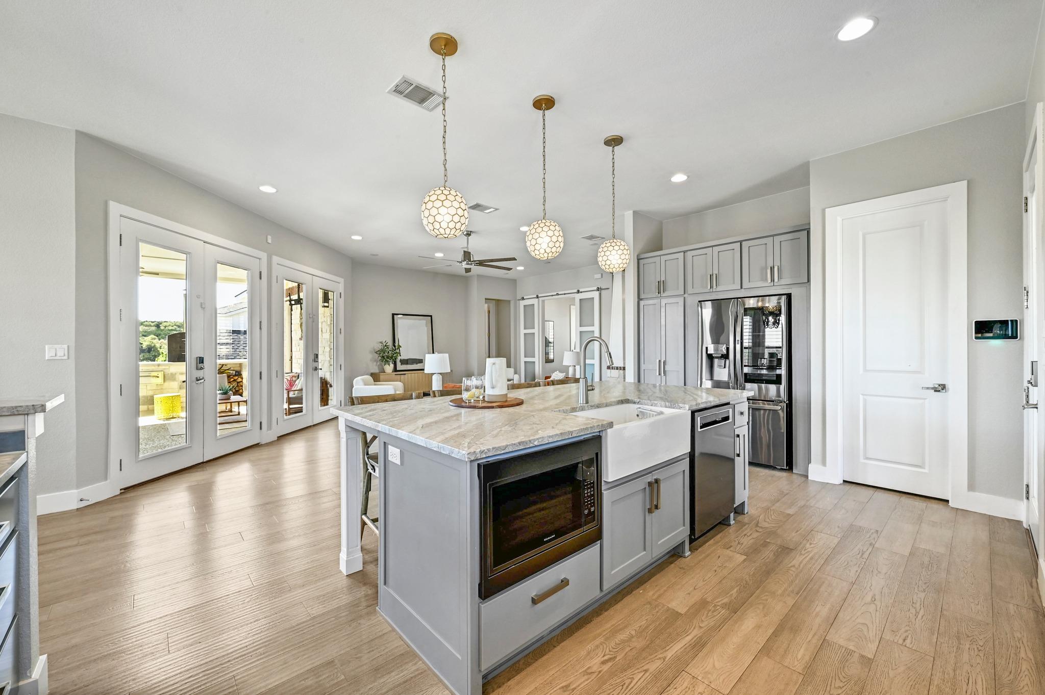 105 Willow Hill Dr, Georgetown, TX 78633