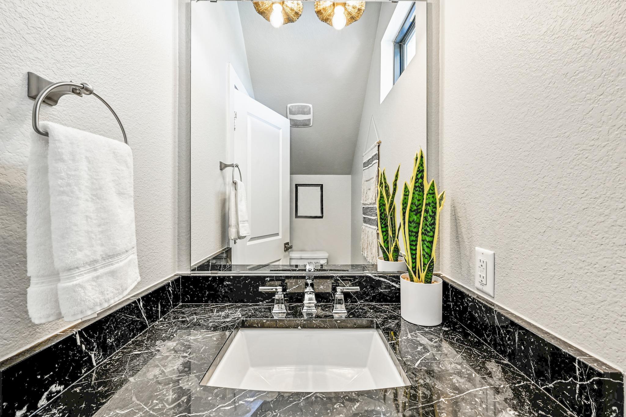 105 Willow Hill Dr, Georgetown, TX 78633