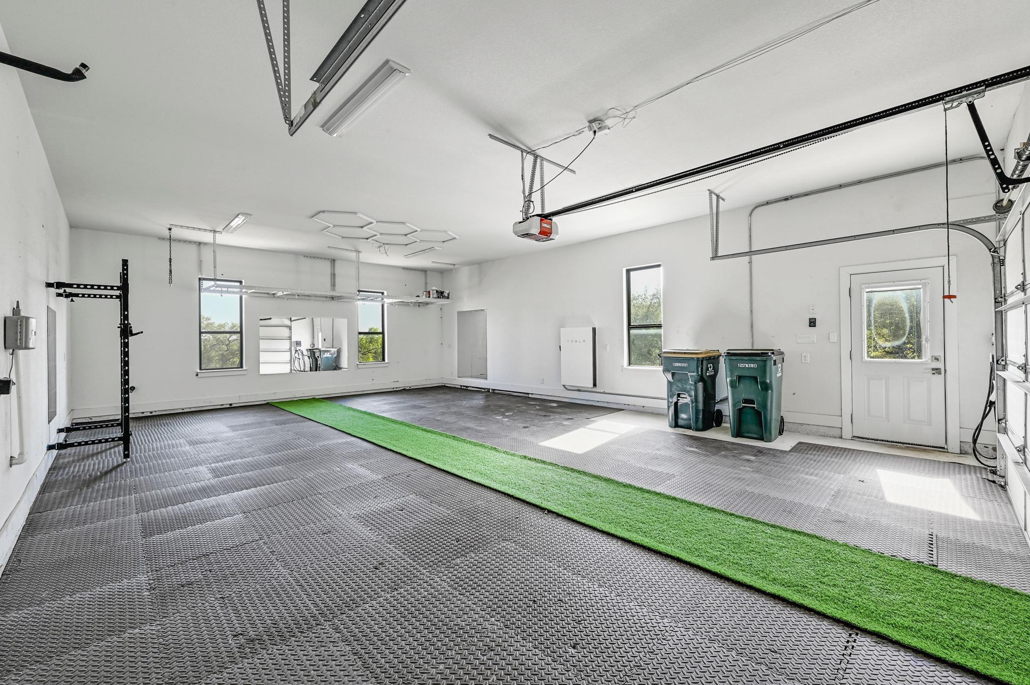 105 Willow Hill Dr, Georgetown, TX 78633