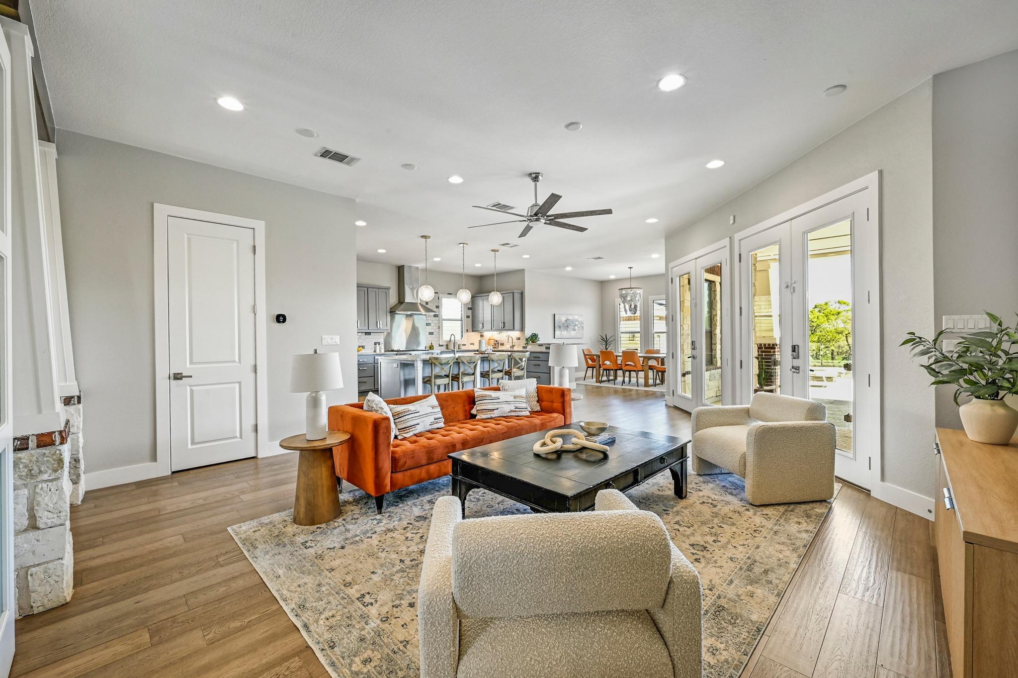 105 Willow Hill Dr, Georgetown, TX 78633