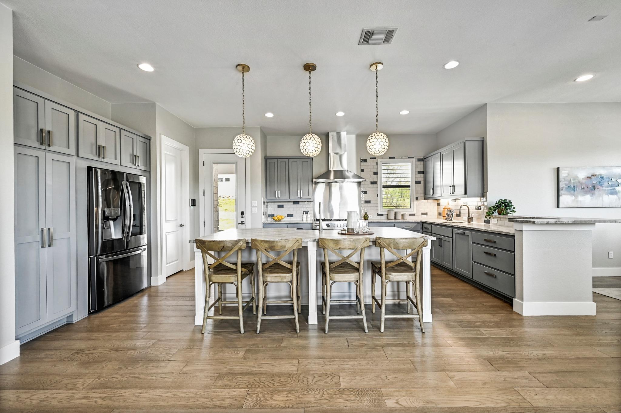 105 Willow Hill Dr, Georgetown, TX 78633