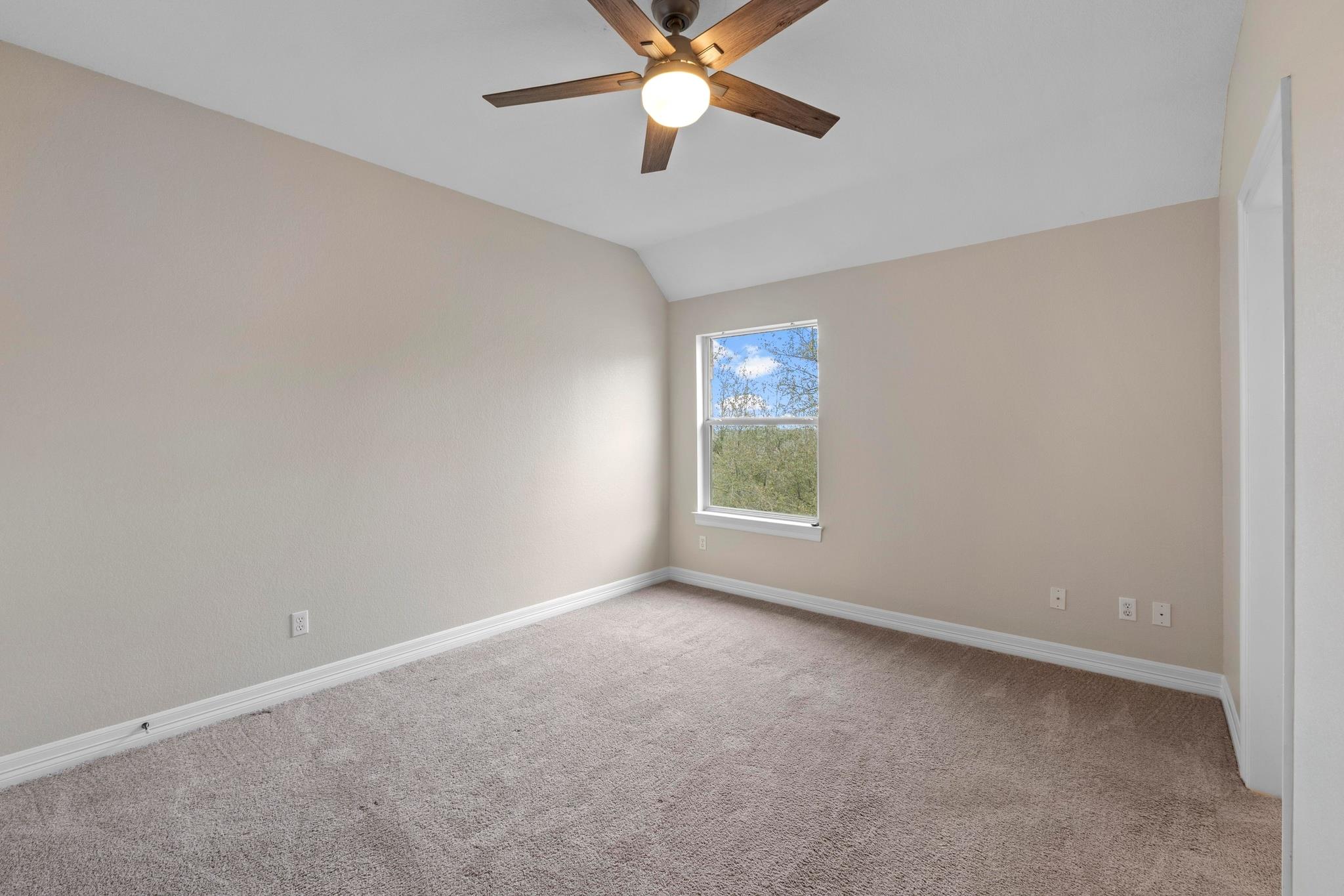 7204 Covered Bridge Dr, Austin, TX 78736