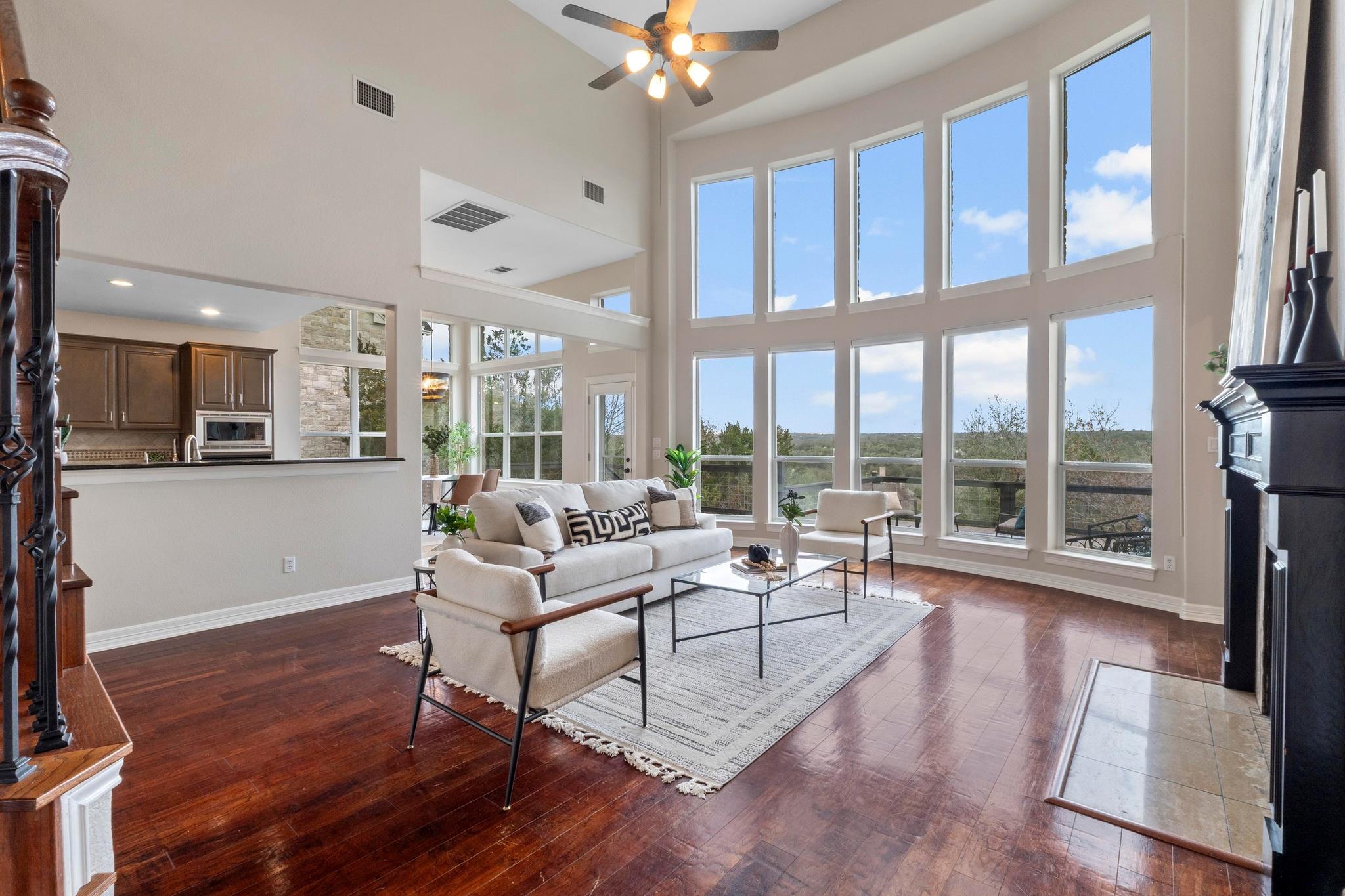 7204 Covered Bridge Dr, Austin, TX 78736