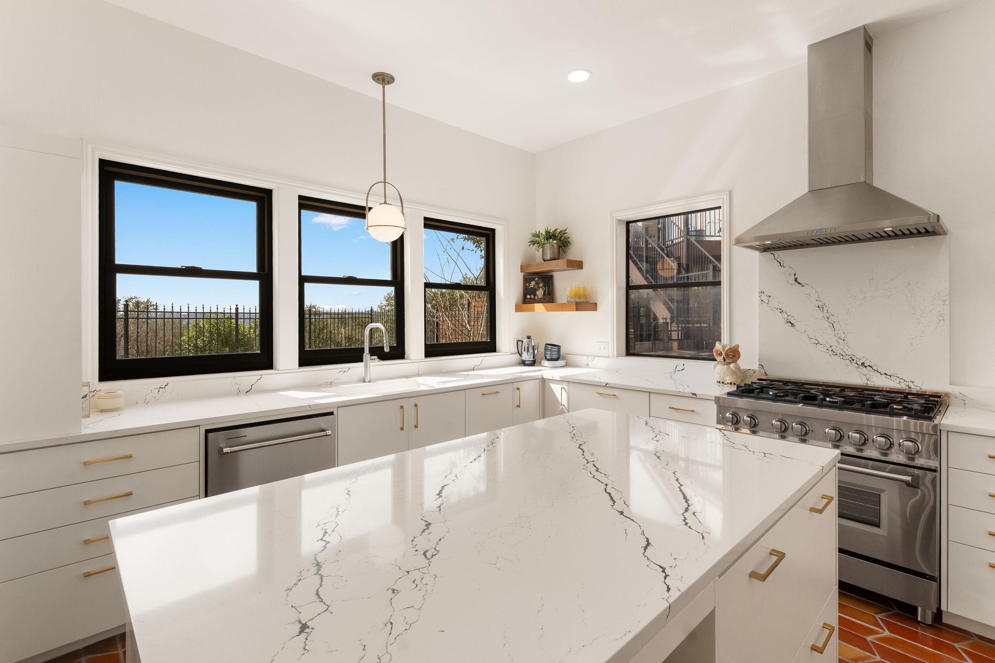 4505 Knap Hollow Ct, Austin, TX 78731