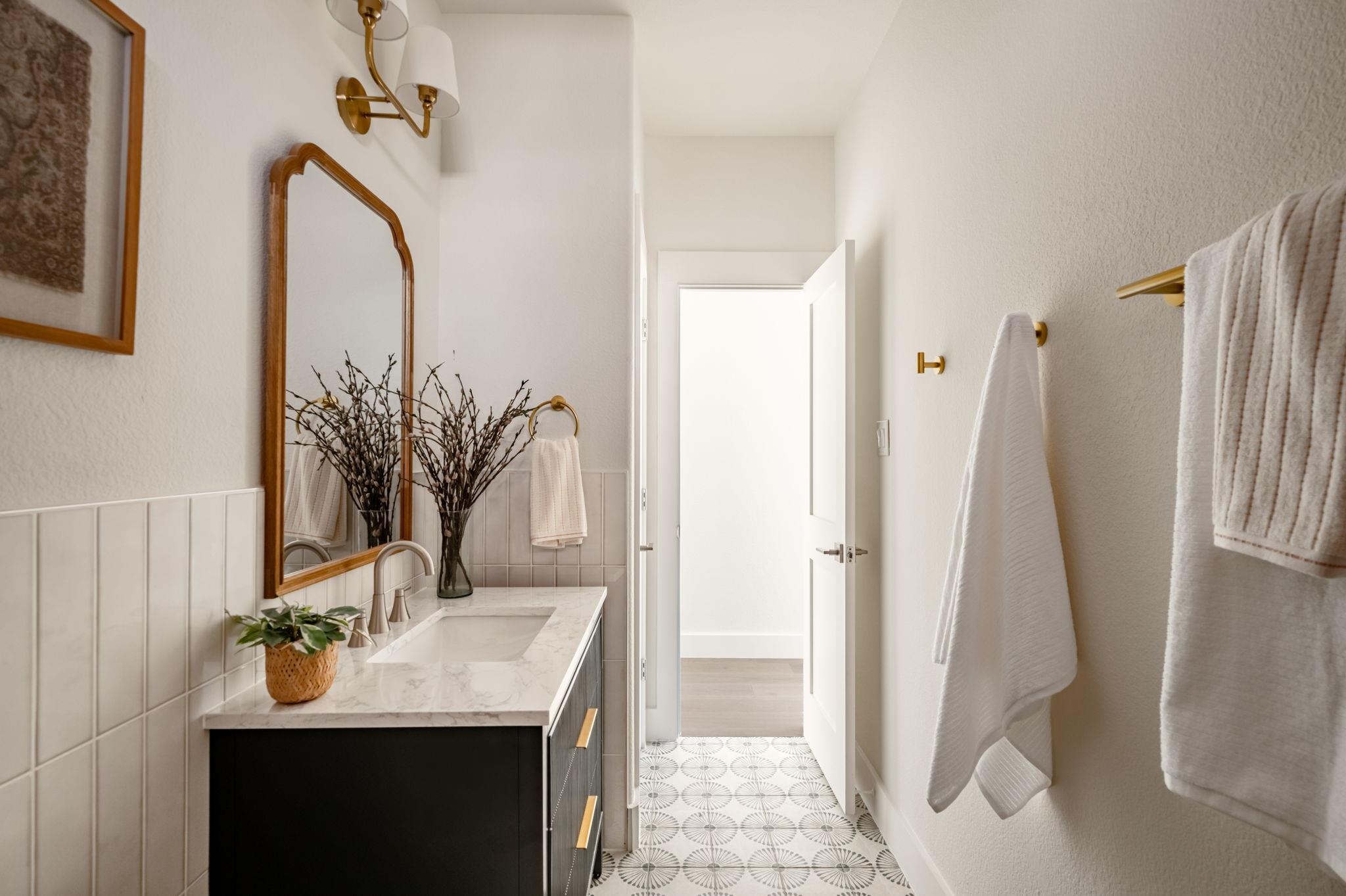 8125 Bottlebrush Dr, Austin, TX 78750