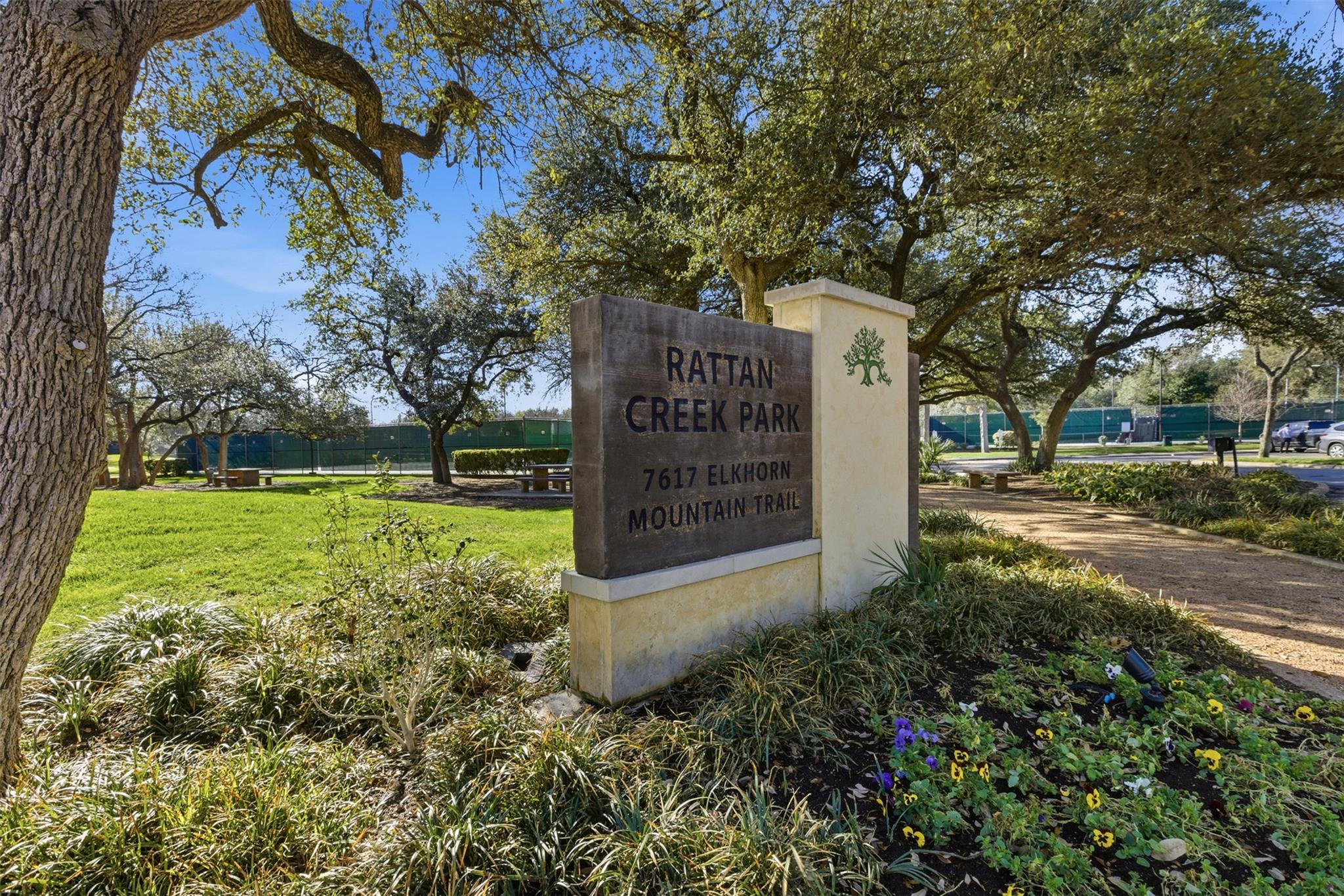 13016 Moorcroft Ln, Austin, TX 78729