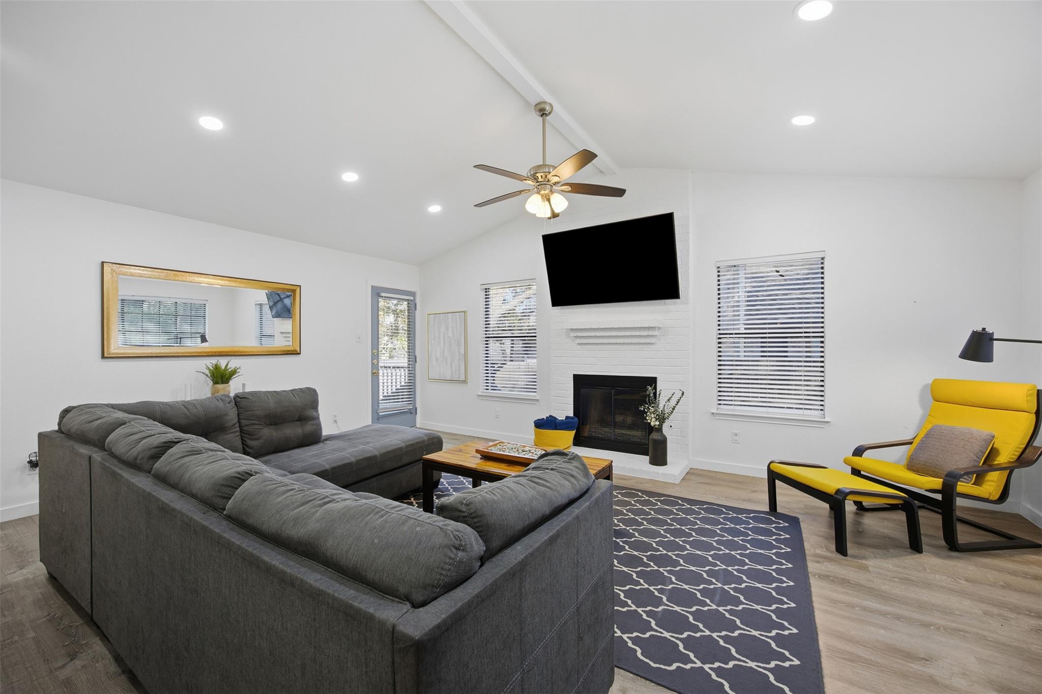 13016 Moorcroft Ln, Austin, TX 78729