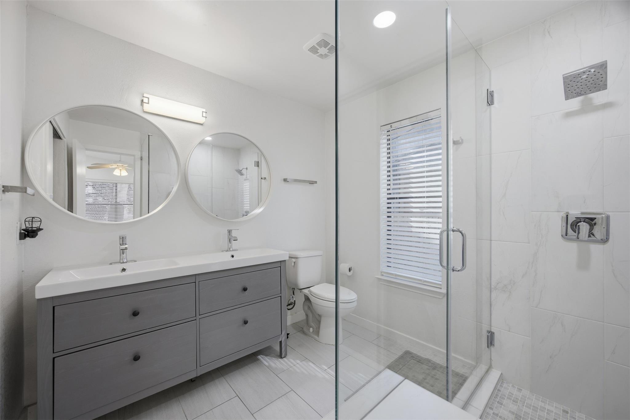 13016 Moorcroft Ln, Austin, TX 78729