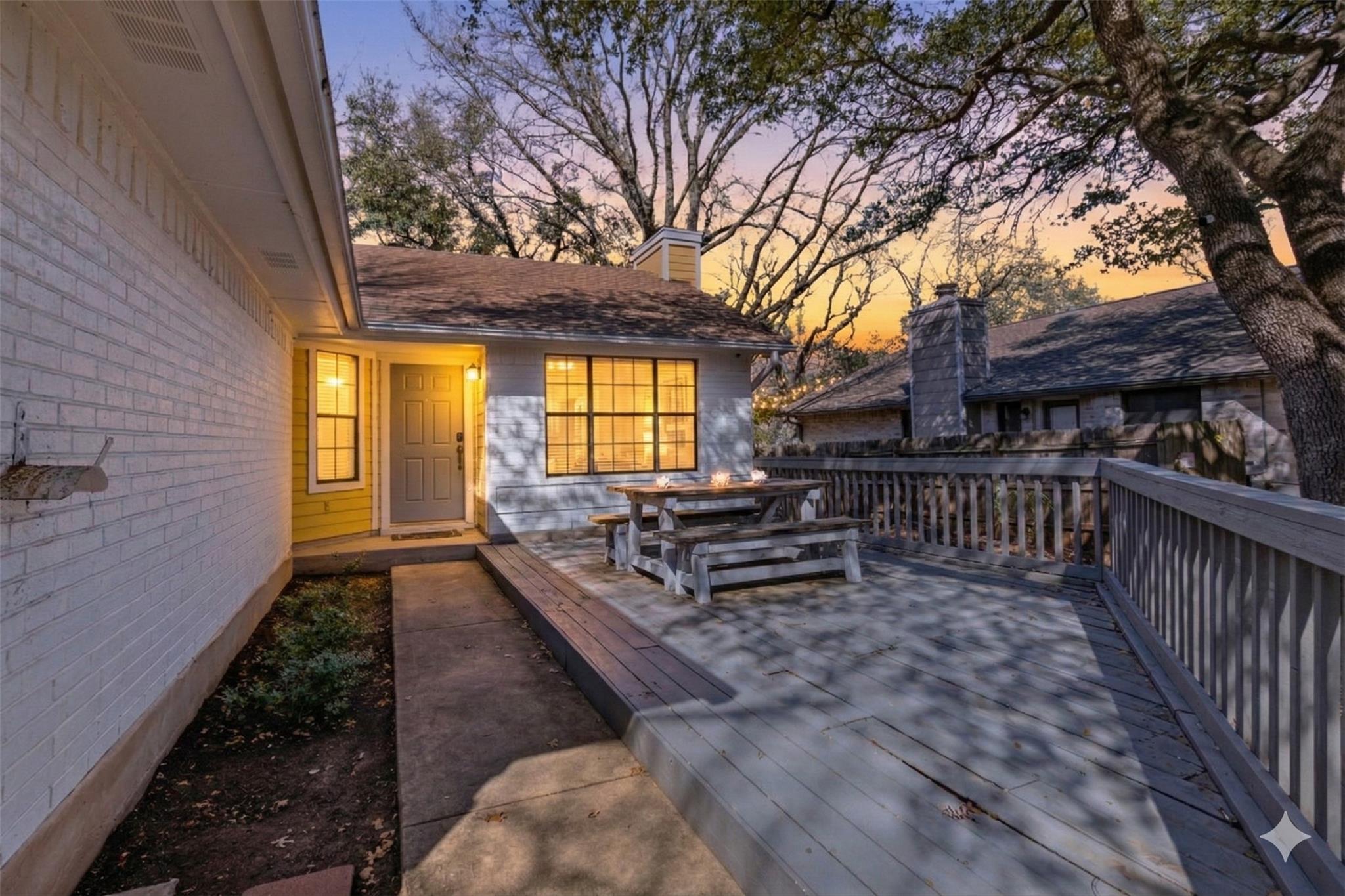 13016 Moorcroft Ln, Austin, TX 78729