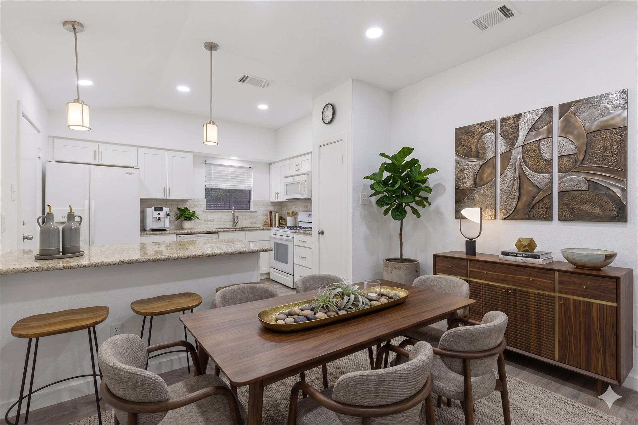 13016 Moorcroft Ln, Austin, TX 78729