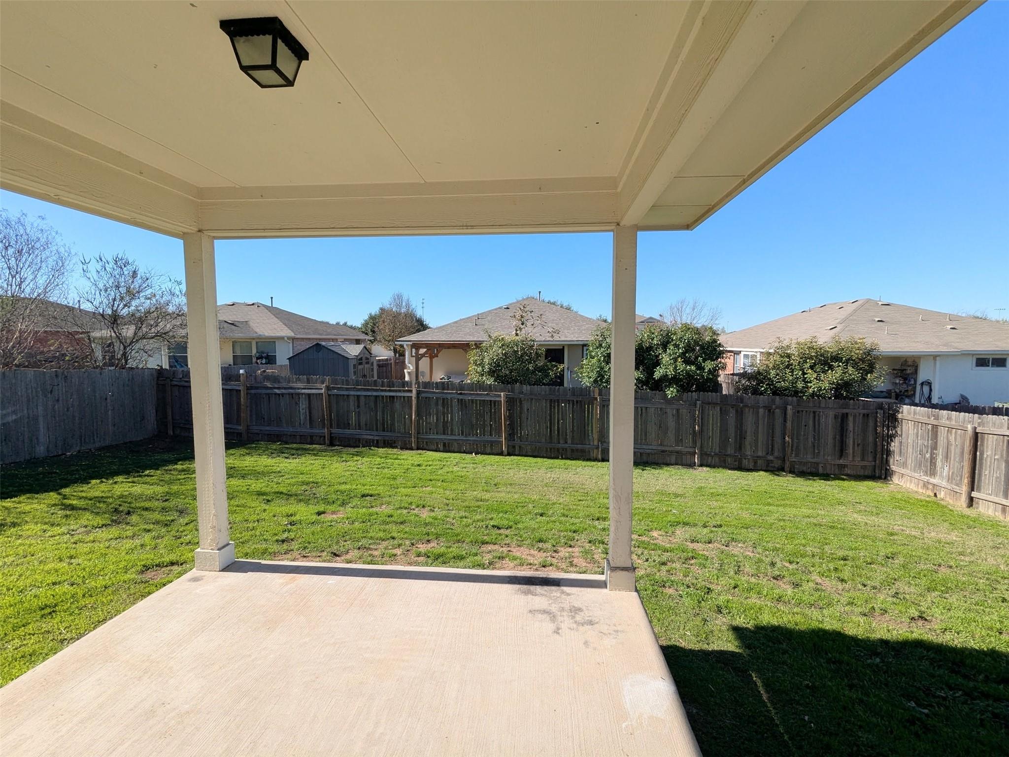 1115 Remington Dr, Leander, TX 78641