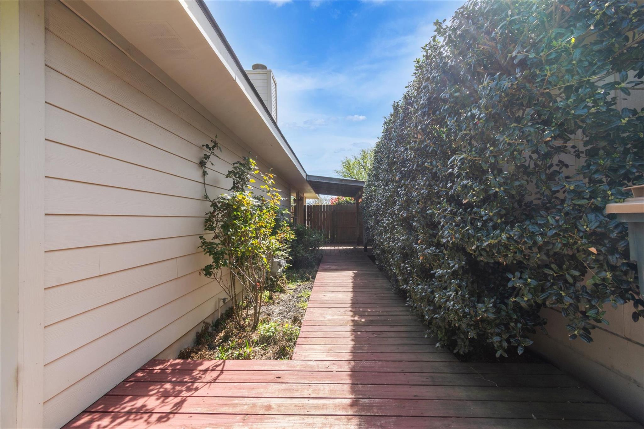 16904 Pocono Dr, Austin, TX 78717