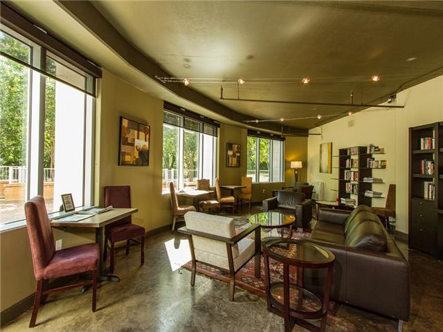 54 Rainey St # 806, Austin, TX 78701