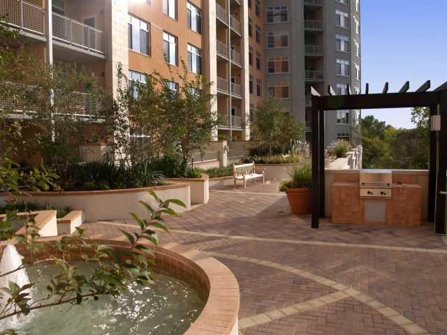 54 Rainey St # 806, Austin, TX 78701