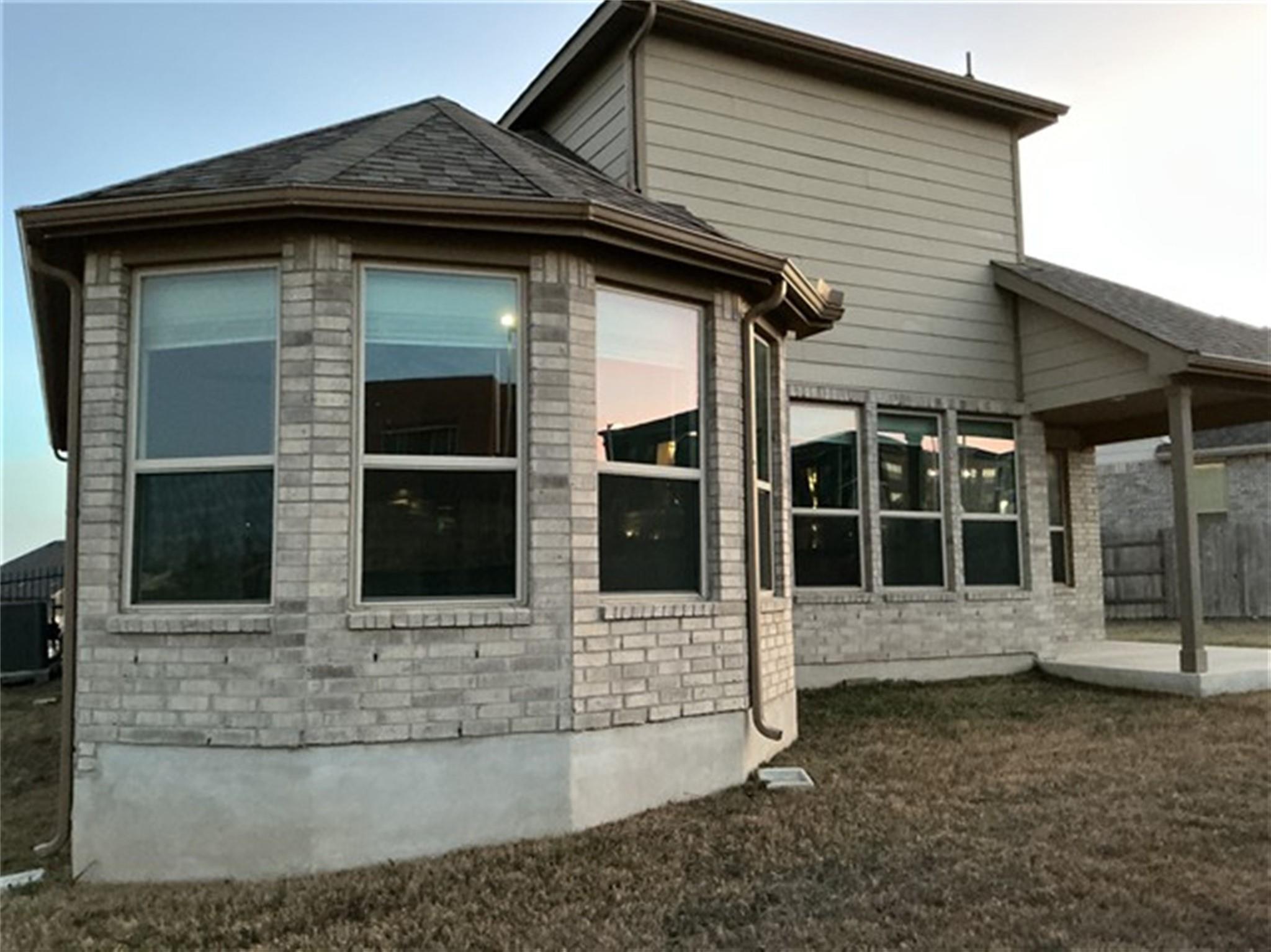 10404 Buckskin Horse Way, Manor, TX 78653