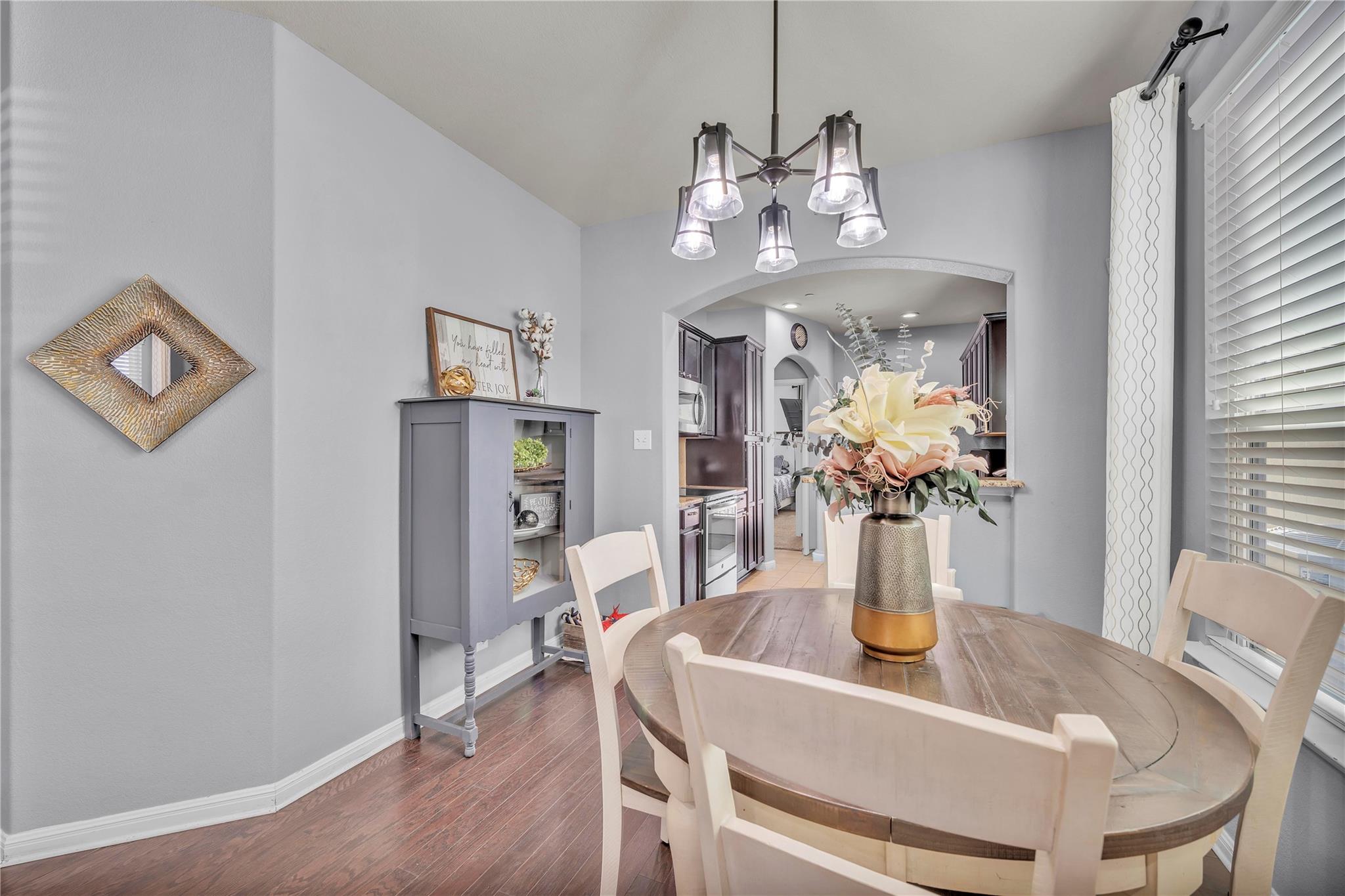 1040 Lost Pines Ln, Cedar Park, TX 78613