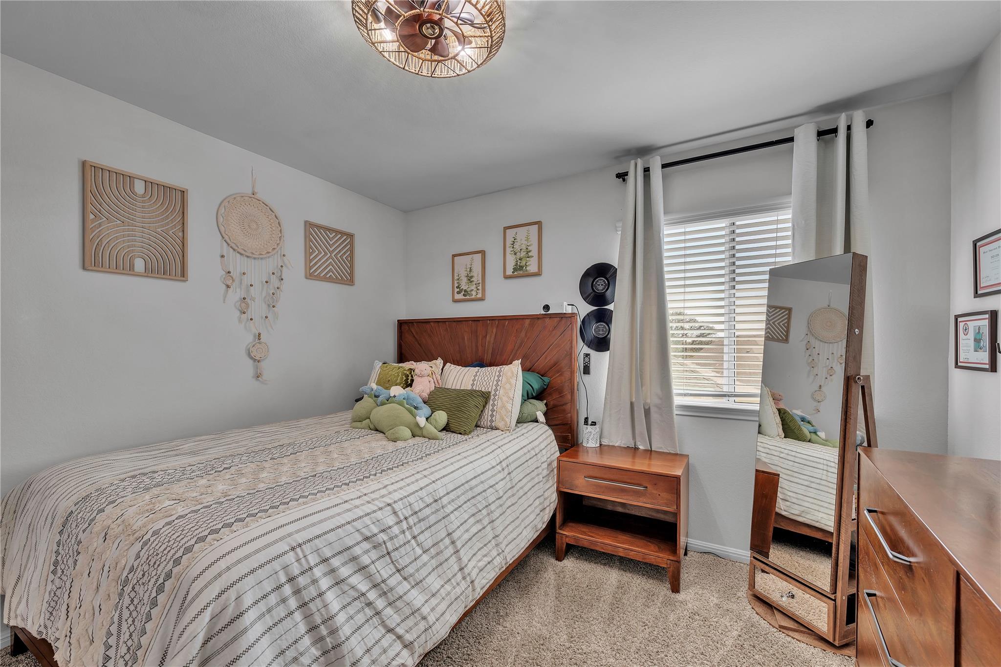 1040 Lost Pines Ln, Cedar Park, TX 78613