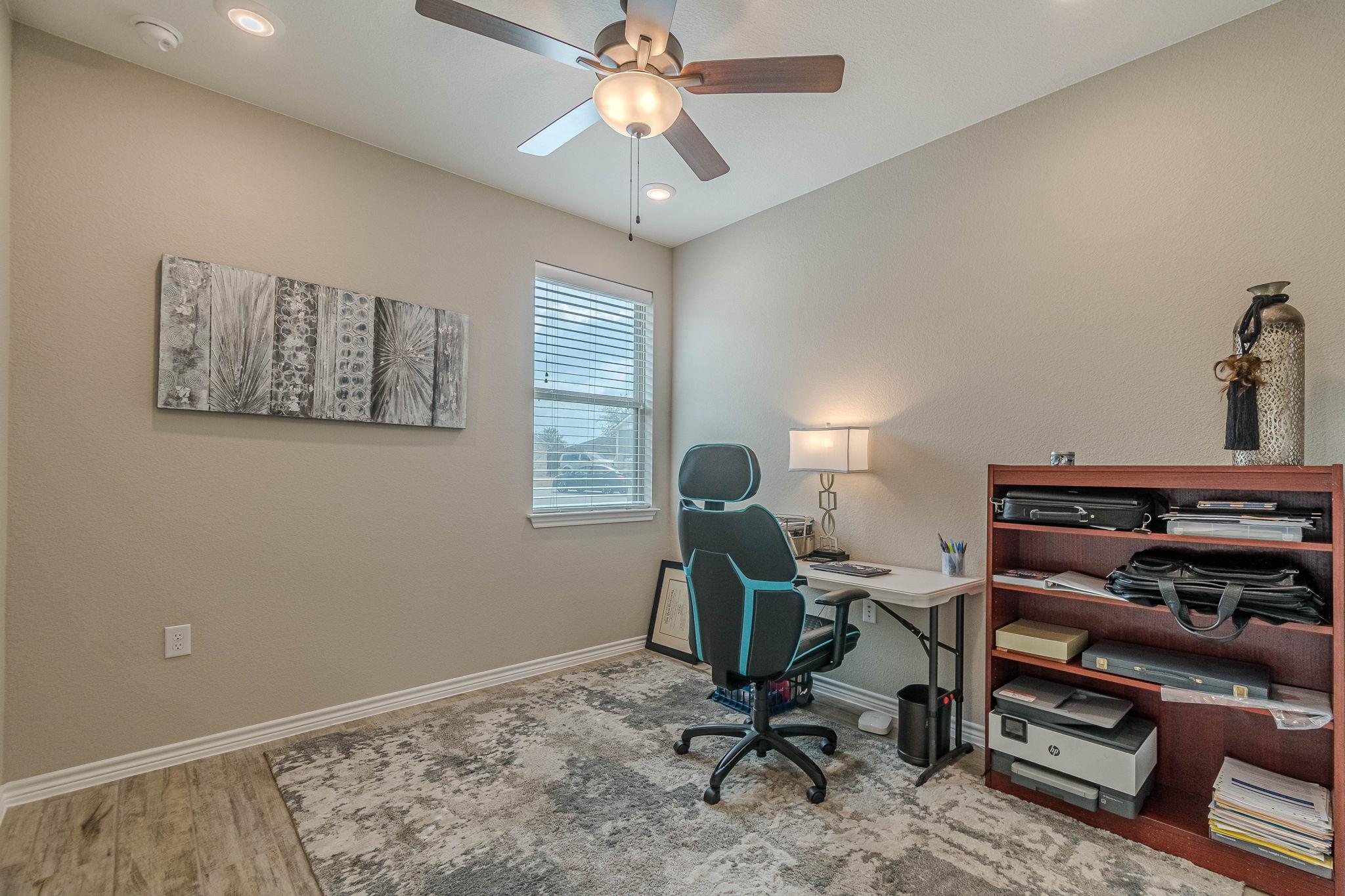 113 Mulligan Dr # 102, San Marcos, TX 78666