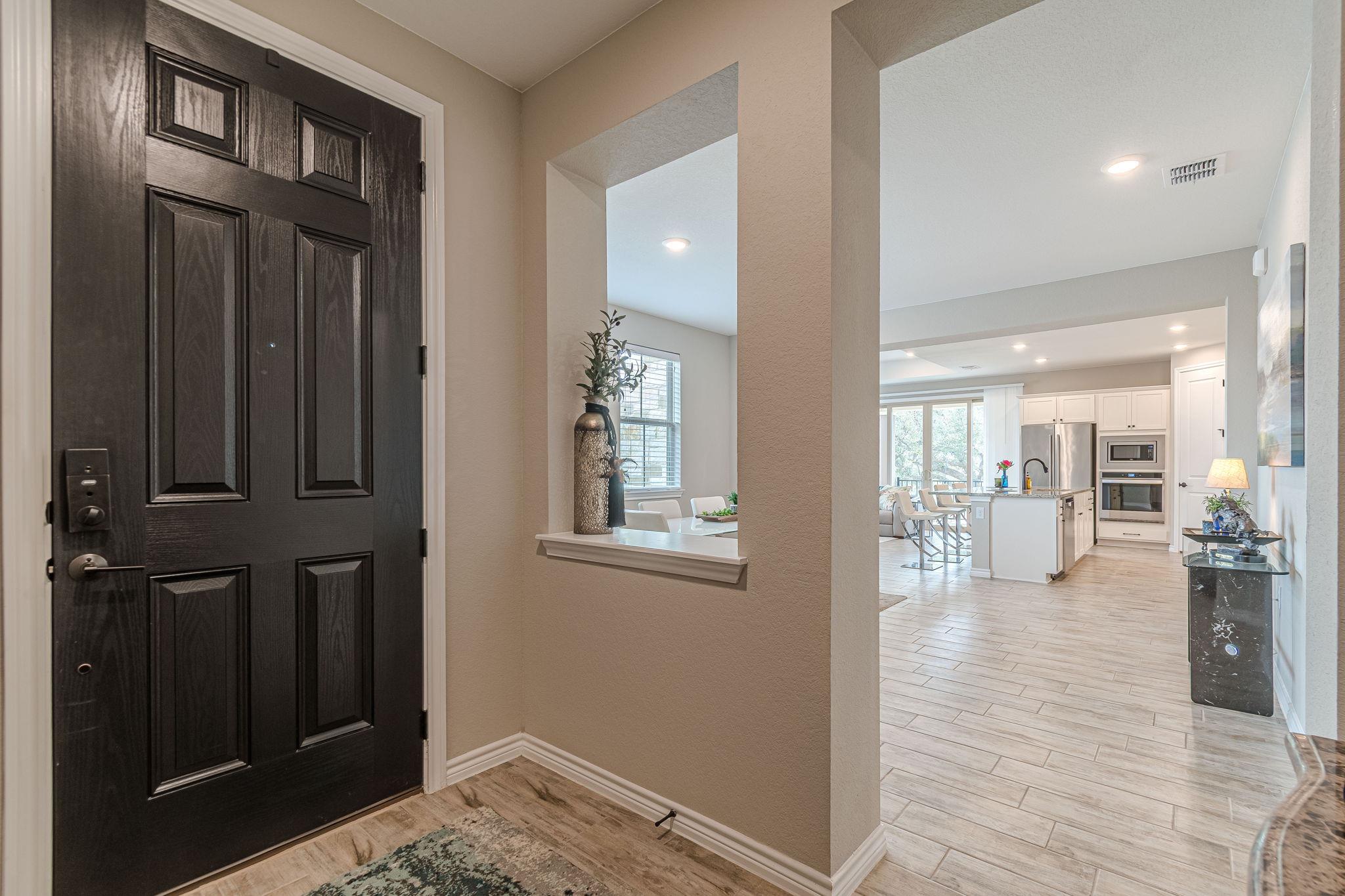 113 Mulligan Dr # 102, San Marcos, TX 78666