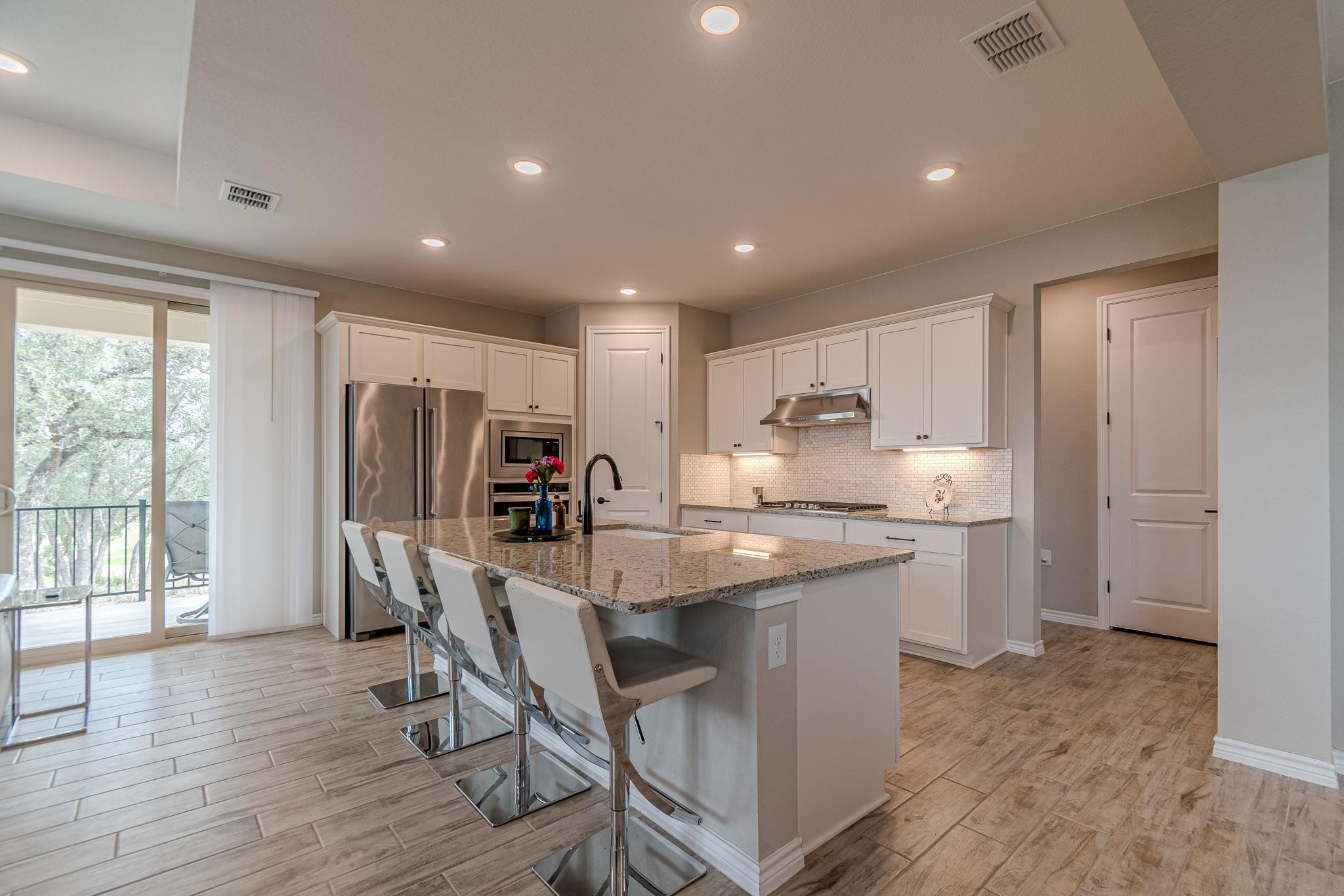 113 Mulligan Dr # 102, San Marcos, TX 78666