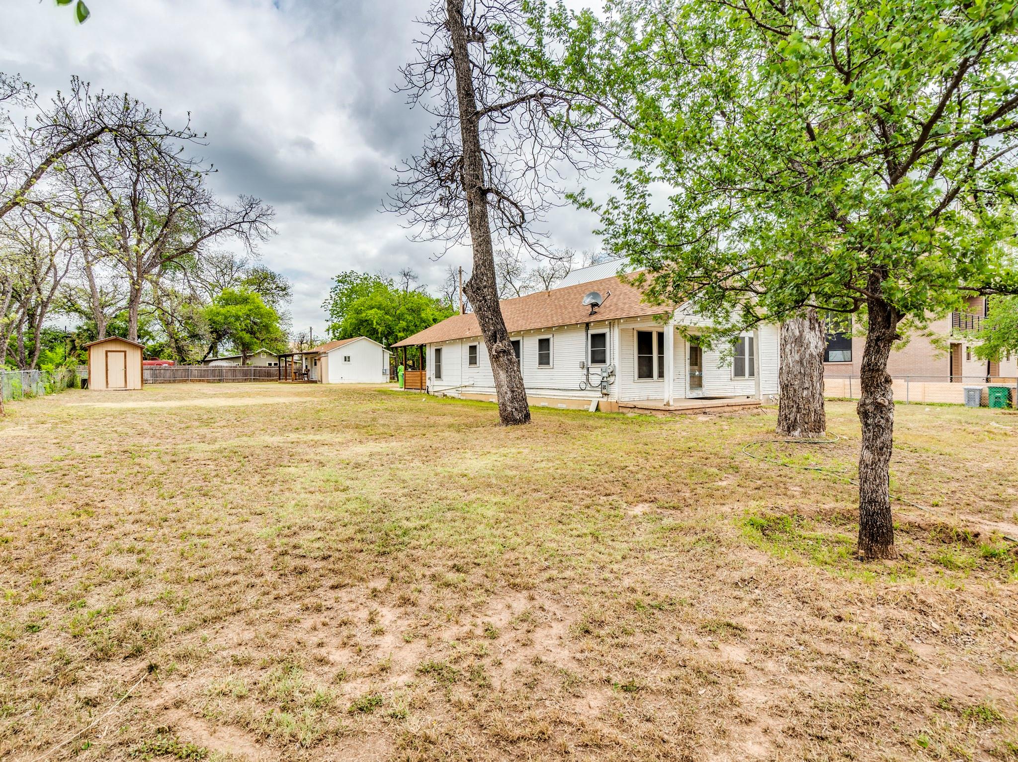 3520 Gonzales St, Austin, TX 78702