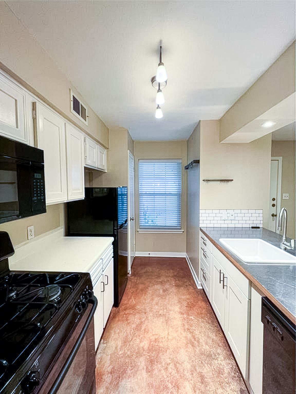 1240 BARTON HILLS Dr # 111, Austin, TX 78704