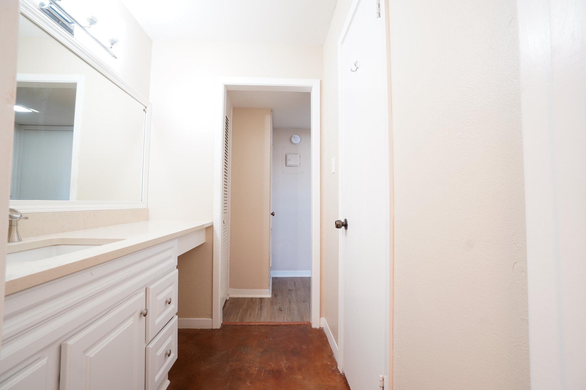 1240 BARTON HILLS Dr # 111, Austin, TX 78704