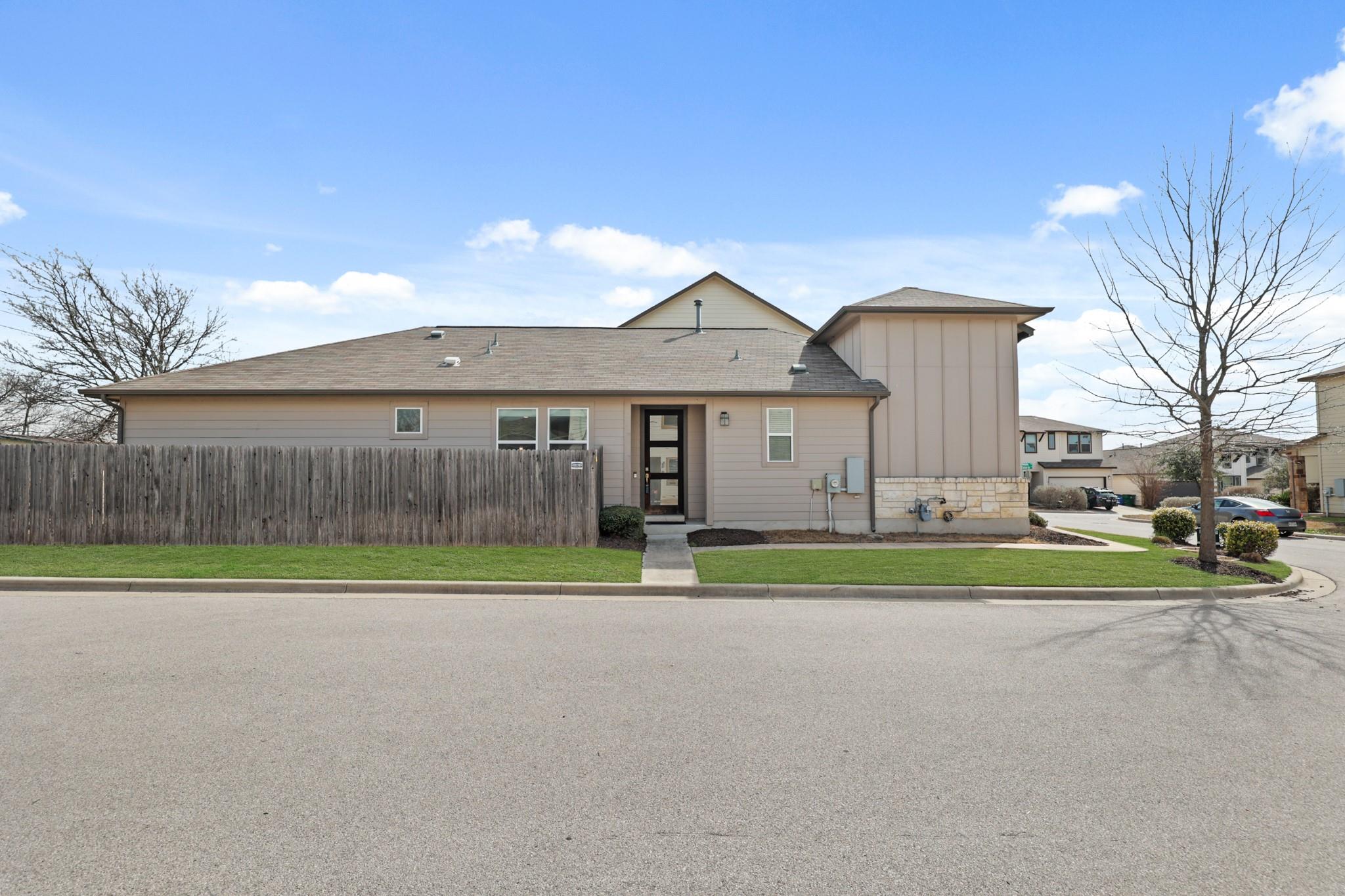 1924 Tasmanian Tiger Trce, Austin, TX 78728