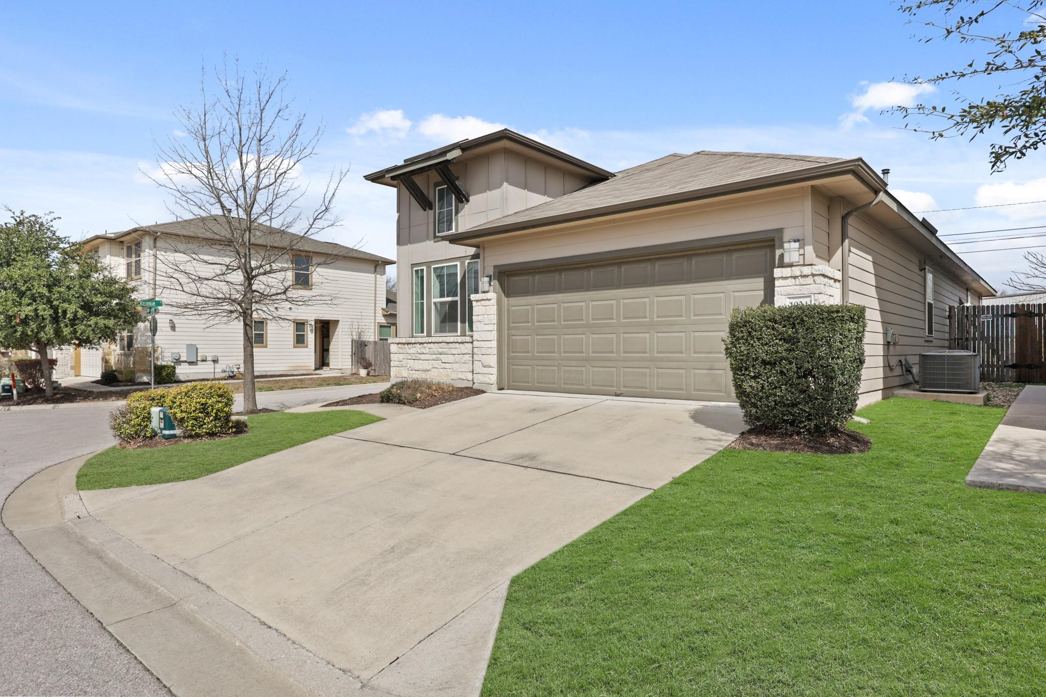 1924 Tasmanian Tiger Trce, Austin, TX 78728