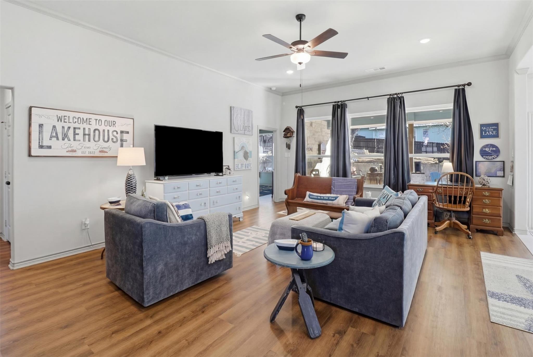 127 Hidden Oaks Dr, Kingsland, TX 78639